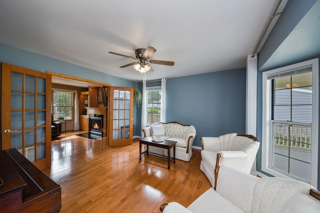 Photo of 959 Hill Crest Drive