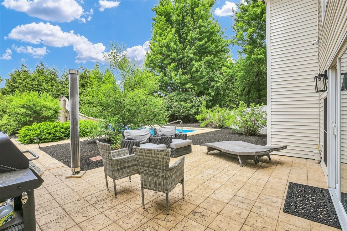 Photo of 1809 Mullikin Drive