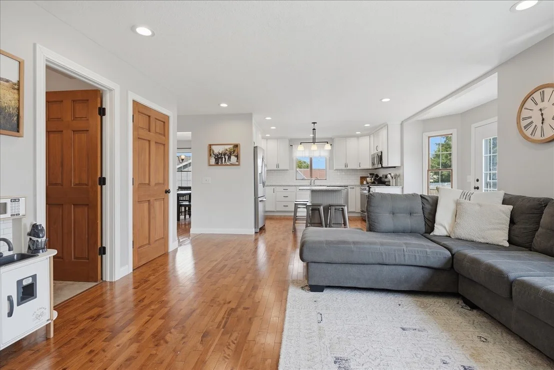 Photo of 2704 Stratmoor Drive