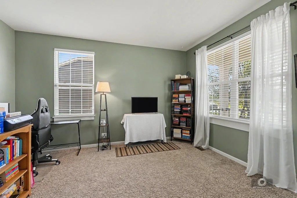 Photo of 25450 W Ryan Lane