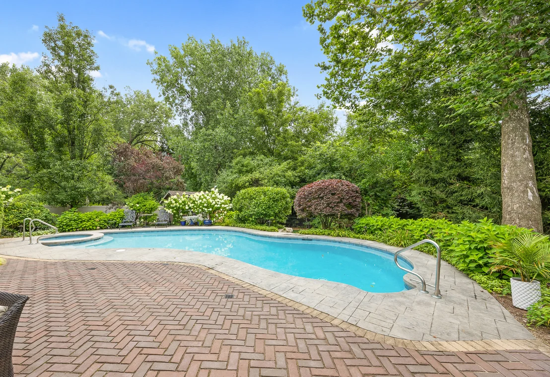 Photo of 331 Brookside Circle