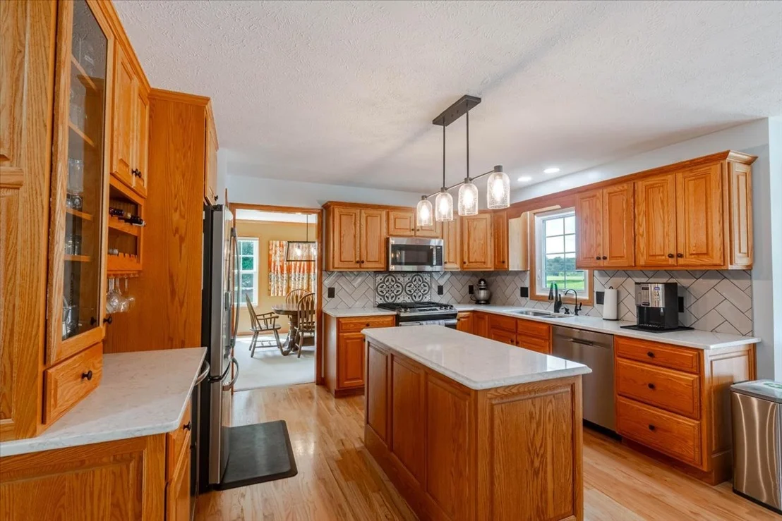 Photo of 9962 Wolf Hill Road