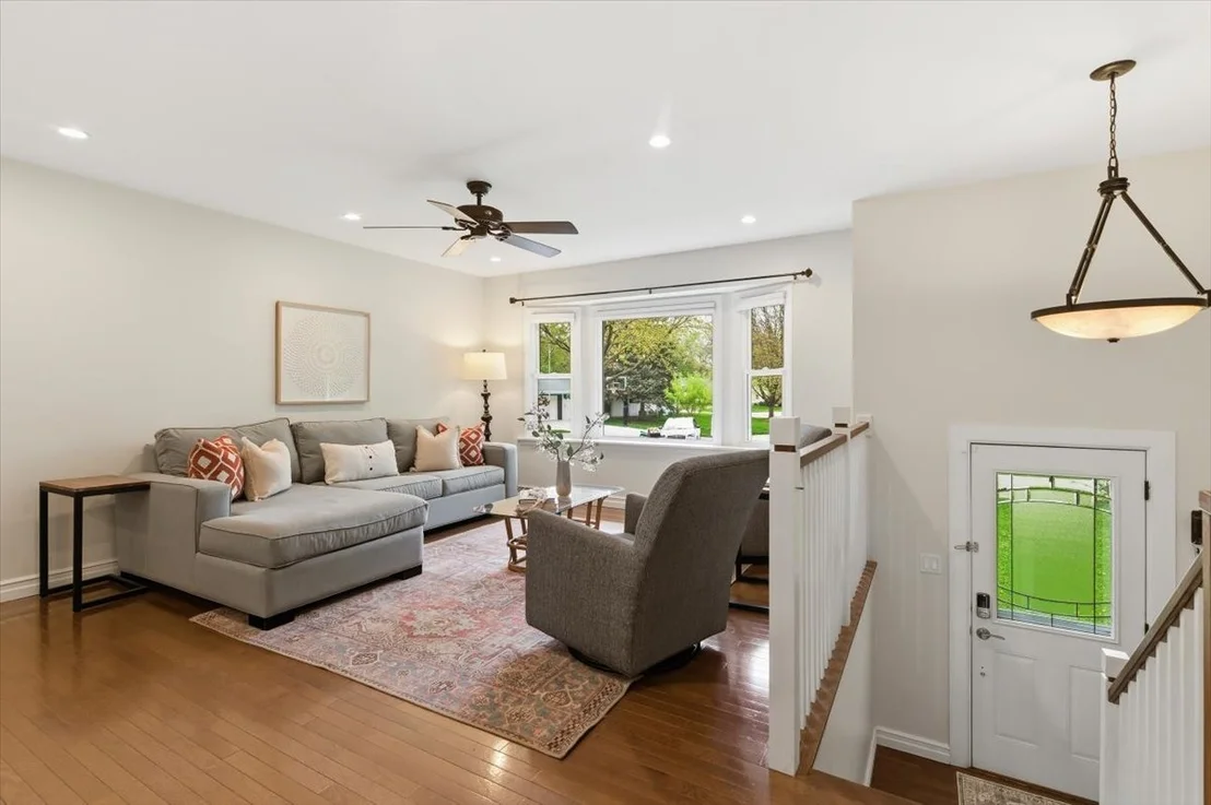 Photo of 836 Longmeadow Drive