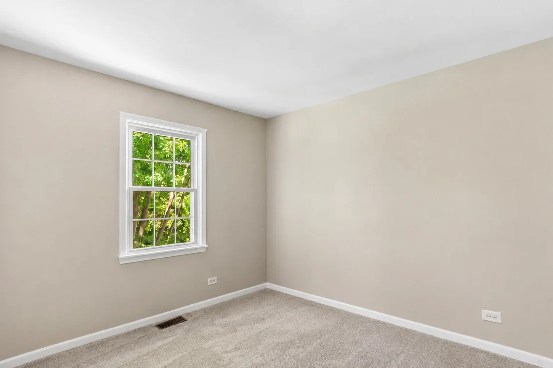 Photo of 1527 Abbotsford Drive