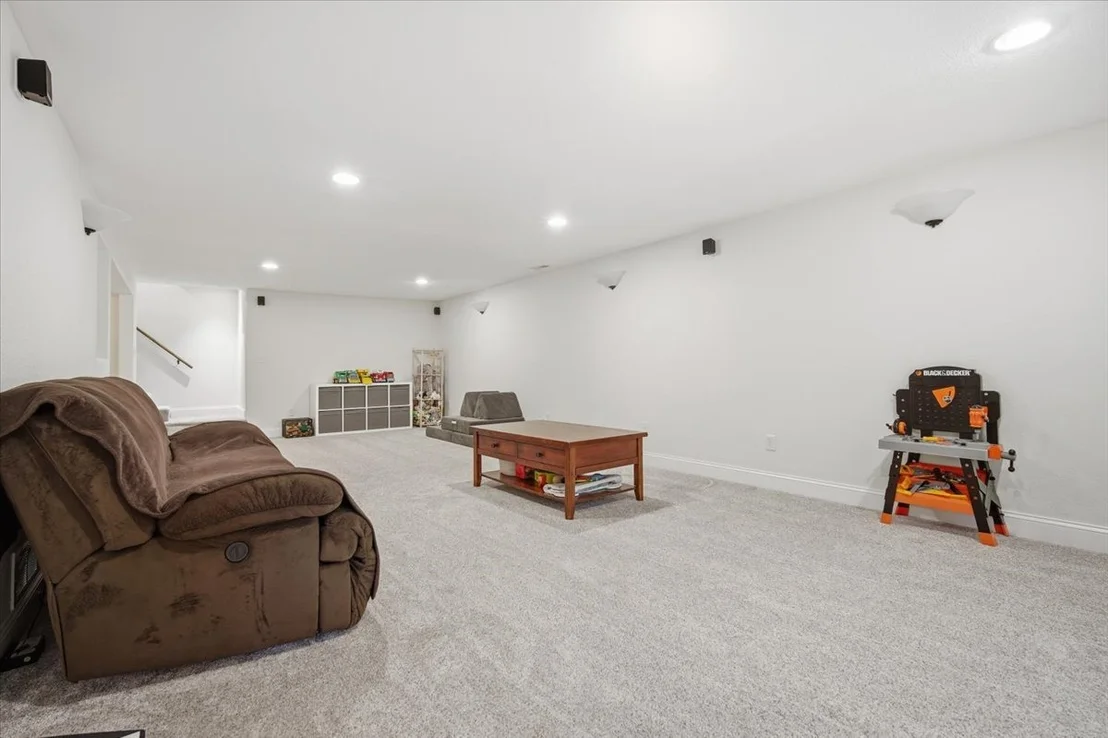 Photo of 19316 Nottingham Drive