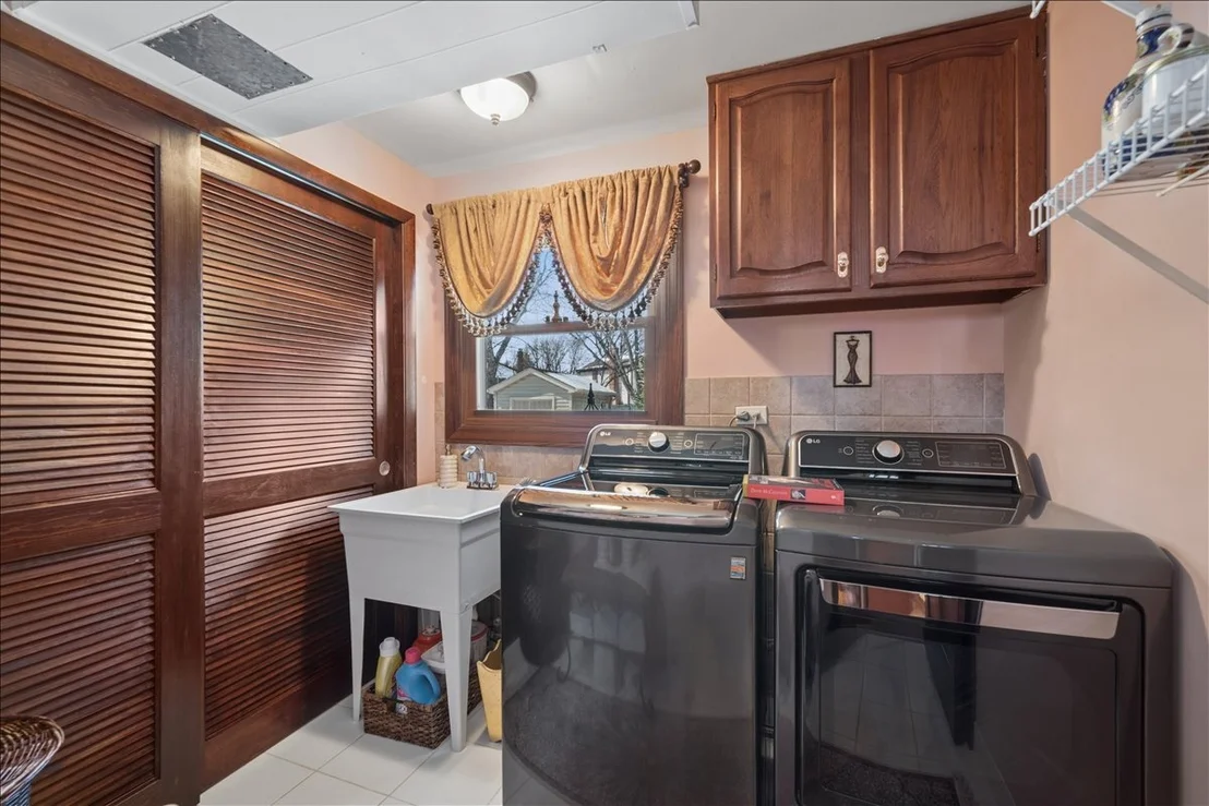 Photo of 1190 Buttercup Lane
