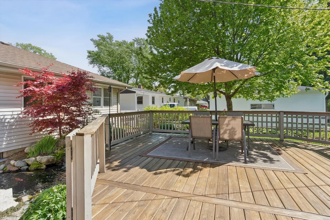 Photo of 5324 Clover Drive