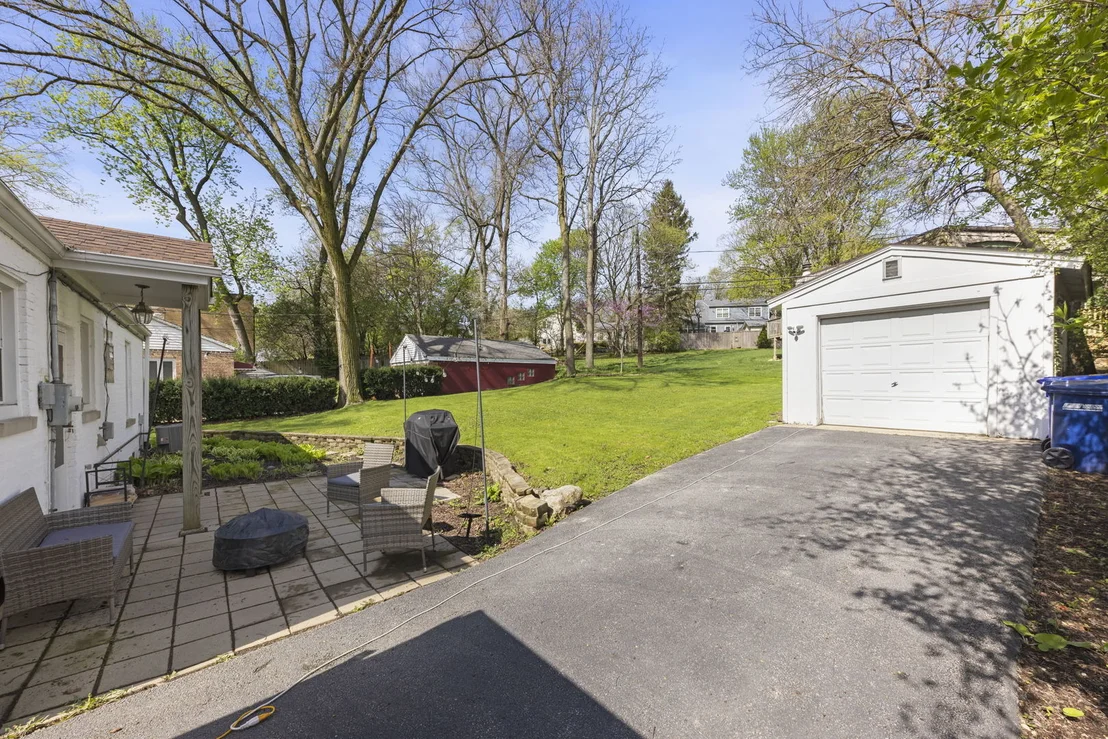 Photo of 1335 College Avenue