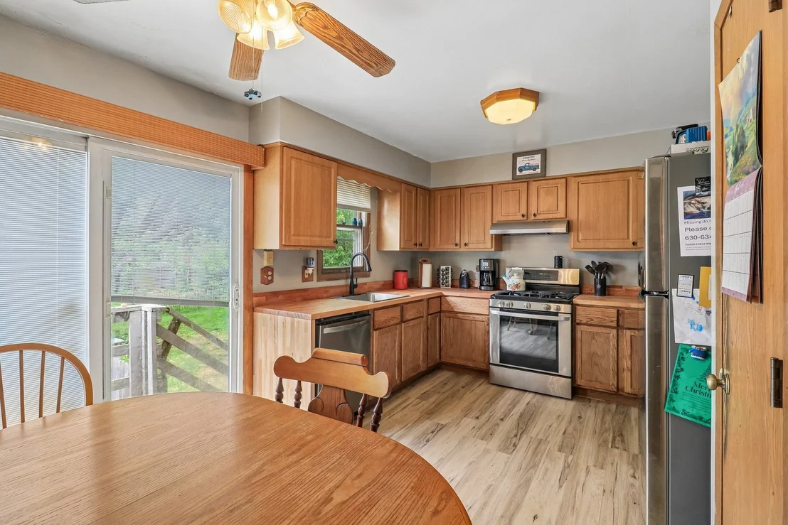 Photo of 332 Everett Avenue