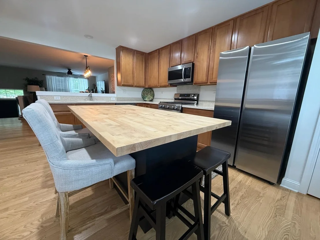 Photo of 995 Reserve Drive
