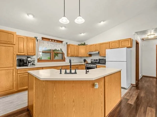Photo of 1189 N Blackhawk Road