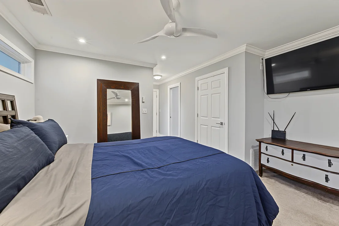 Photo of 19W076 18th Place