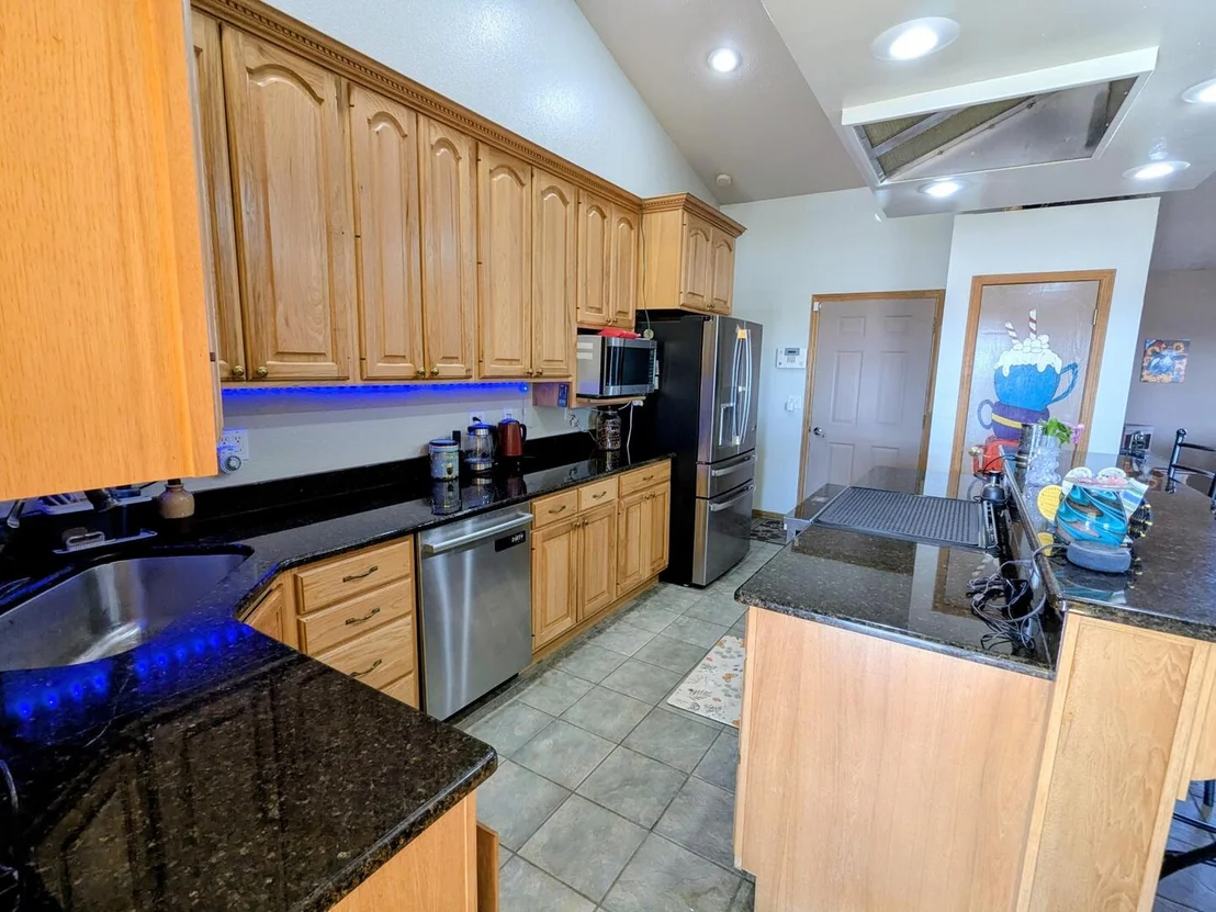 Photo of 720 Smit Road