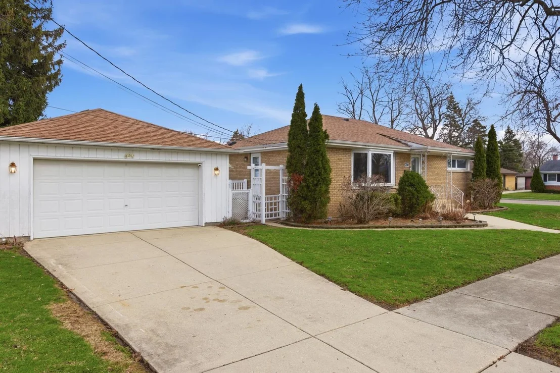 Photo of 700 Ford Avenue