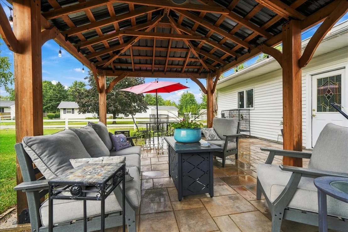 Photo of 518 Sunrise Drive
