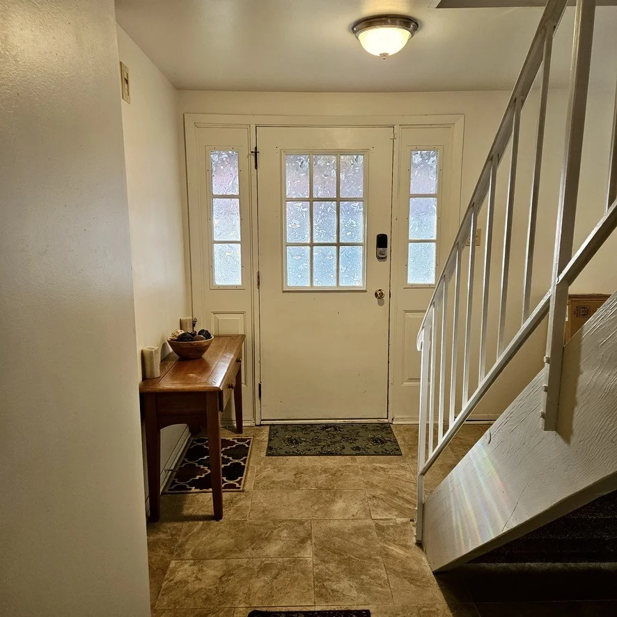 Photo of 829 Academy Avenue