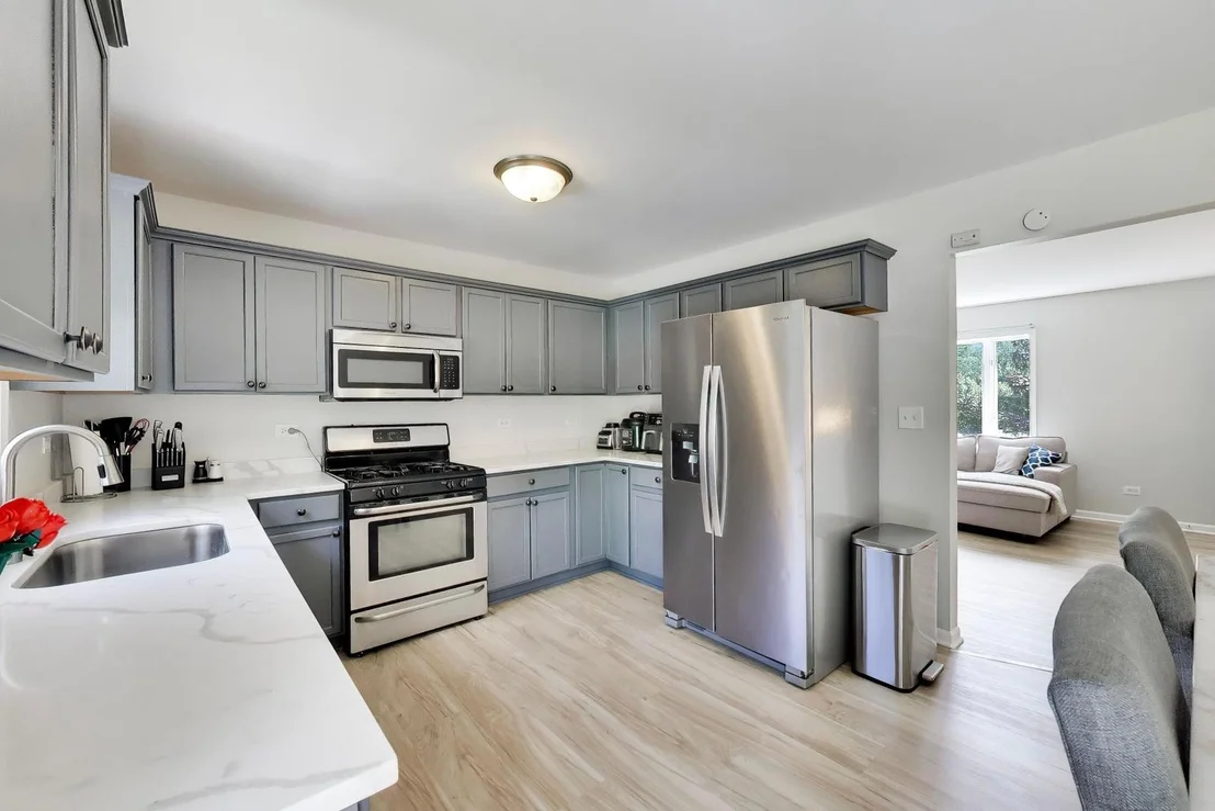 Photo of 5418 Hillside Drive