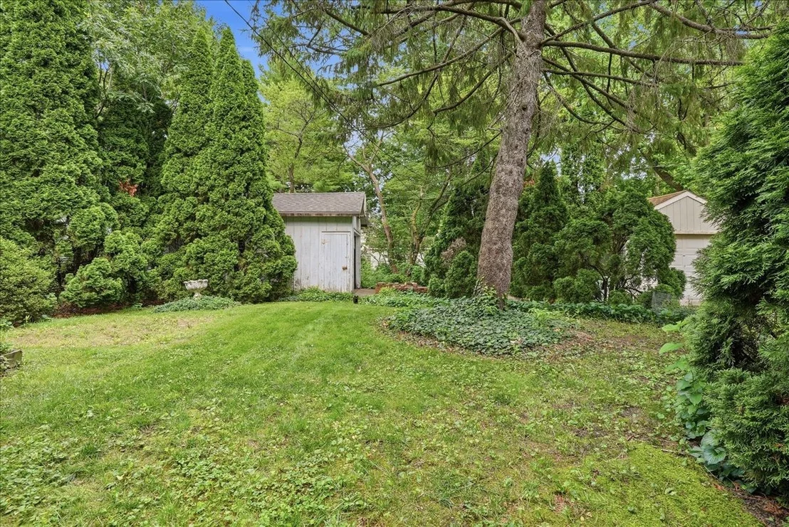 Photo of 104 Fairview Avenue