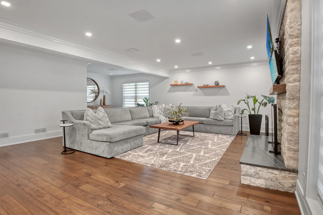 Photo of 810 Kent Circle