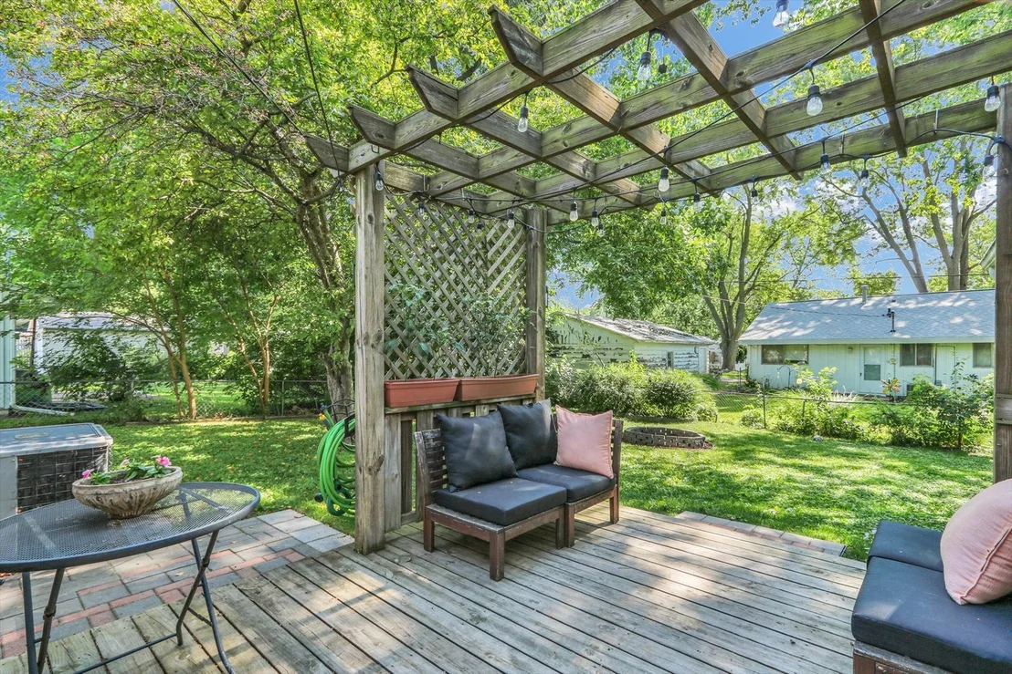 Photo of 308 S Glenn Drive