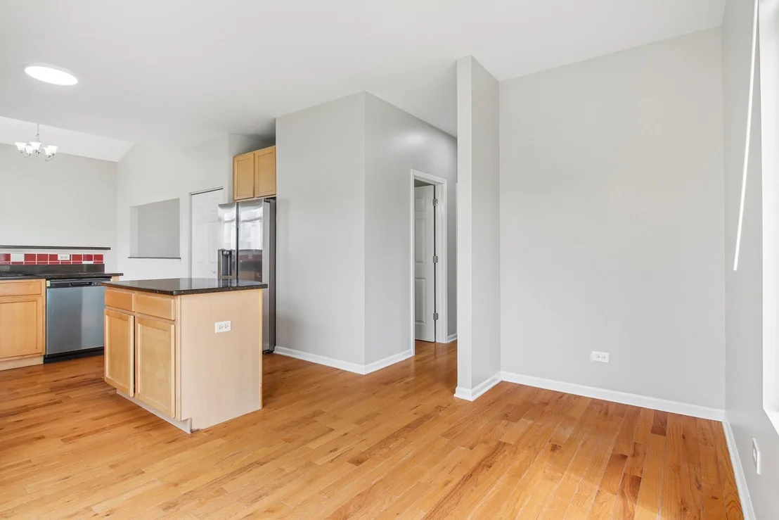 Photo of 479 Foxborough Trail
