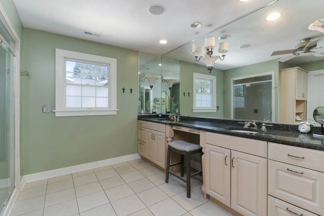 Photo of 1202 Elmwood Road