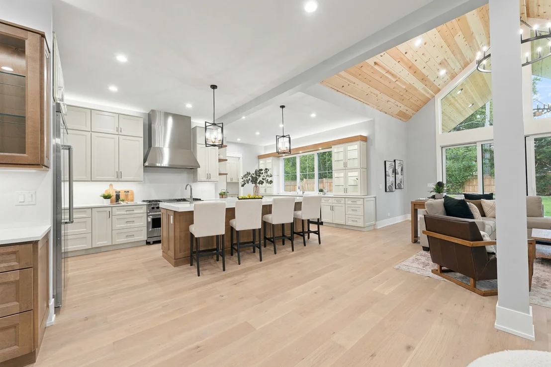 Photo of 810 Clover Court