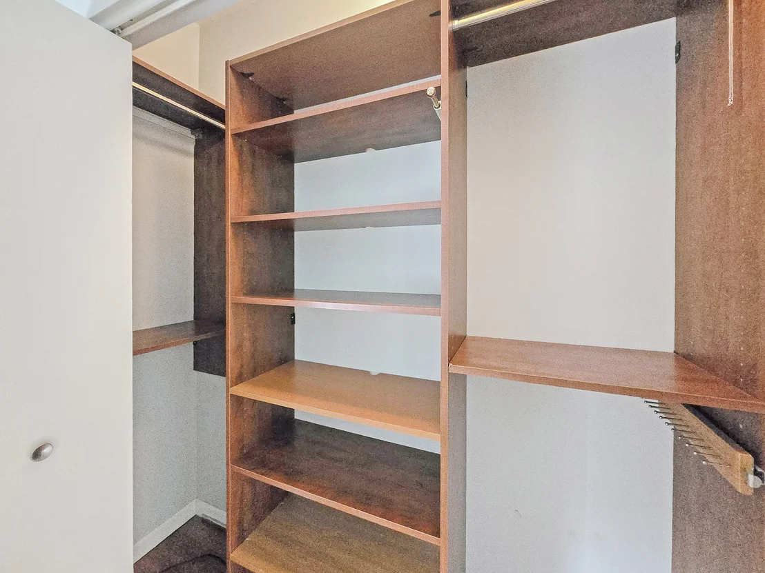 Photo of 2415 W 32nd Place