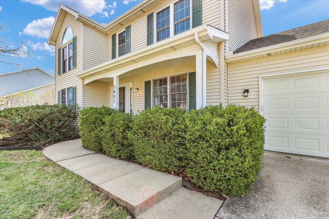 Photo of 2807 Willow Bend Road