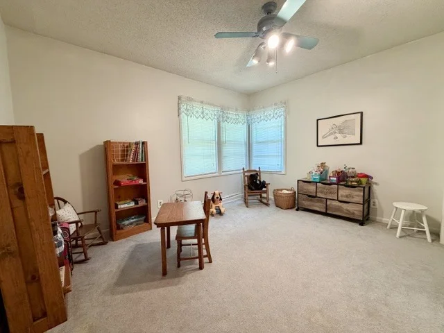 Photo of 1100 Meadowview Drive