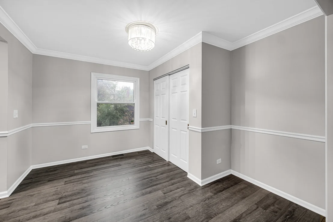 Photo of 910 KNIGHTSBRIDGE Lane