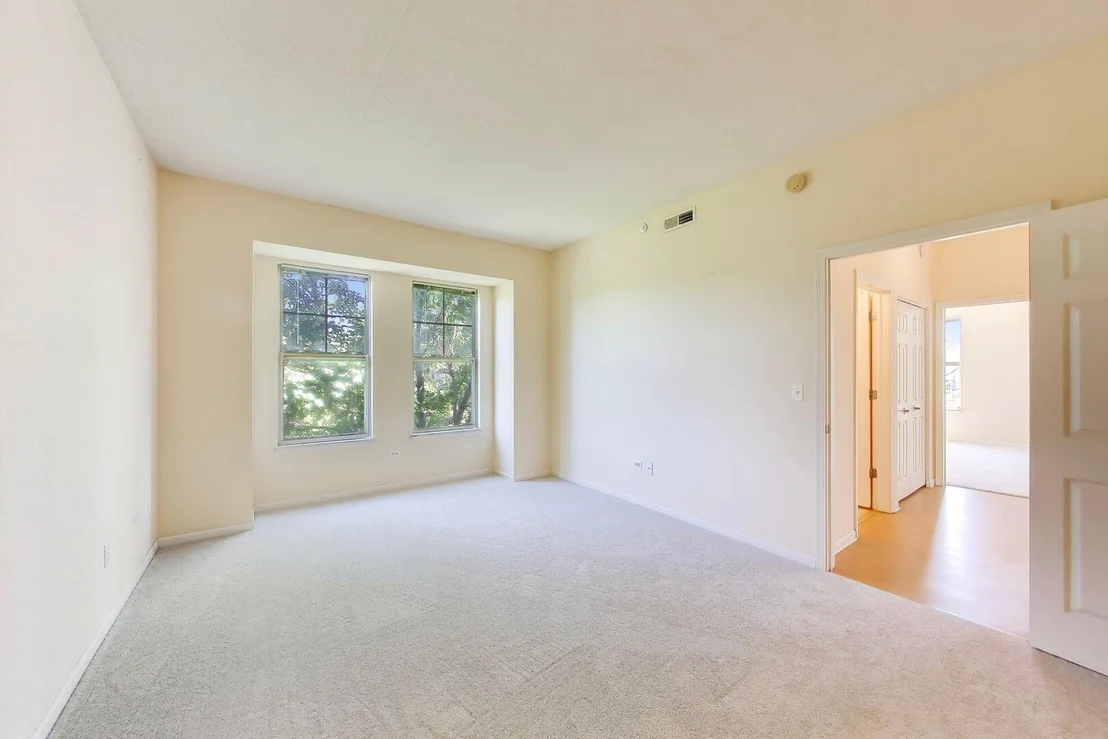 Photo of Unit 307 at 511 Prestwick Lane