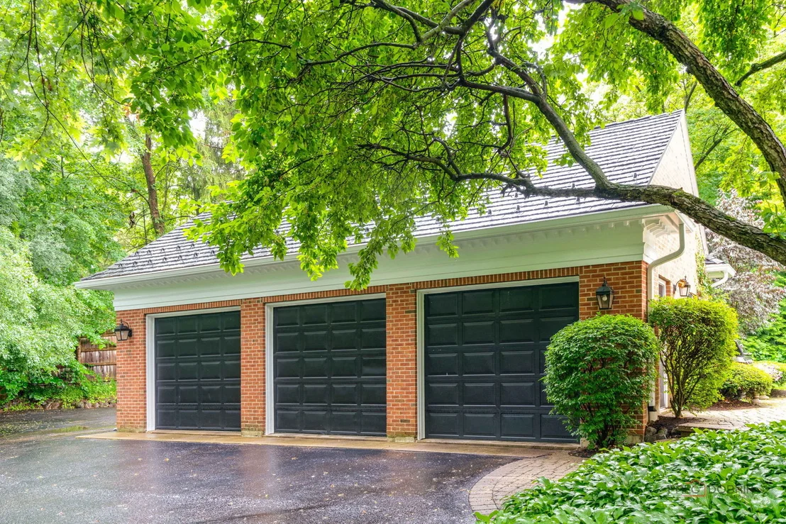 Photo of 400 Washington Road