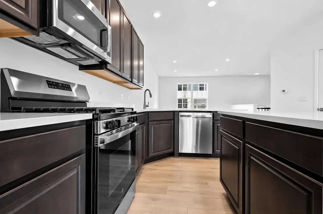 Photo of 439 Red Oak Circle