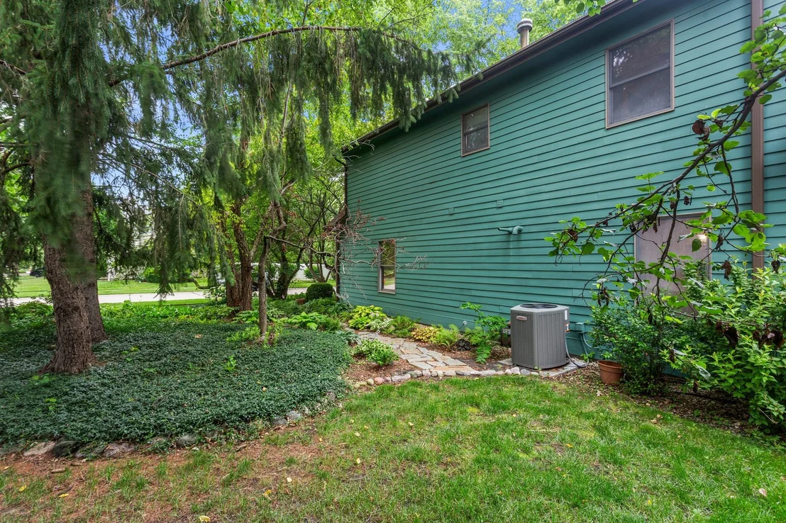 Photo of 2104 Doubletree Lane