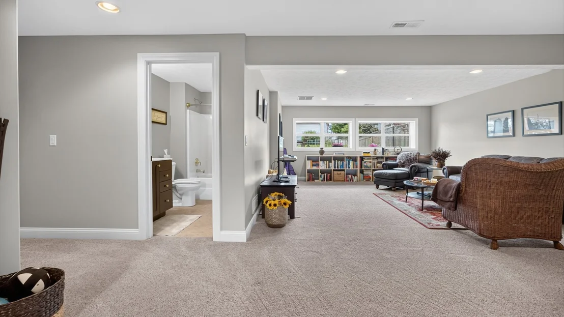 Photo of 2416 Shepard Road