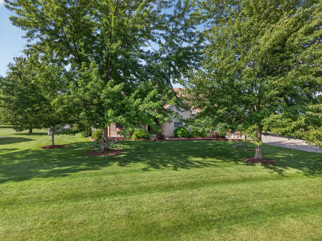 Photo of 701 Forrest Drive
