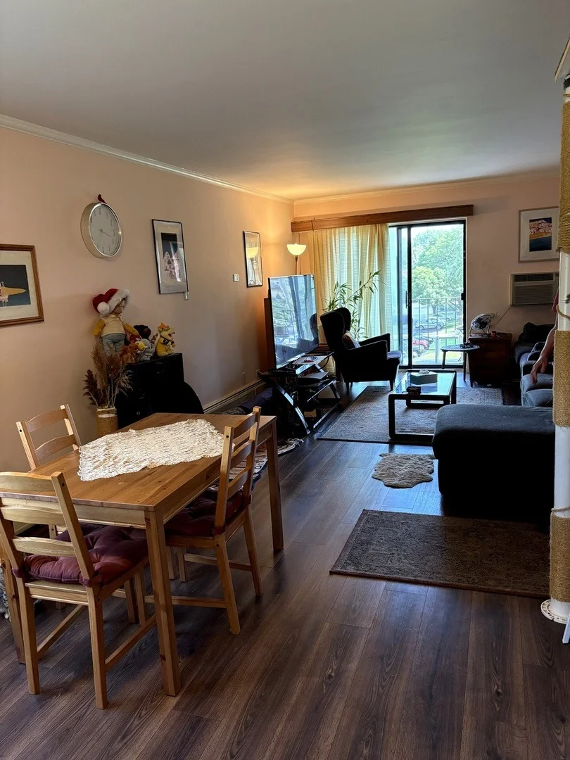 Photo of Unit 412A at 7211 WOLF Road