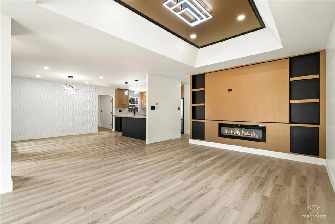 Photo of 1409 Sequoia Lane