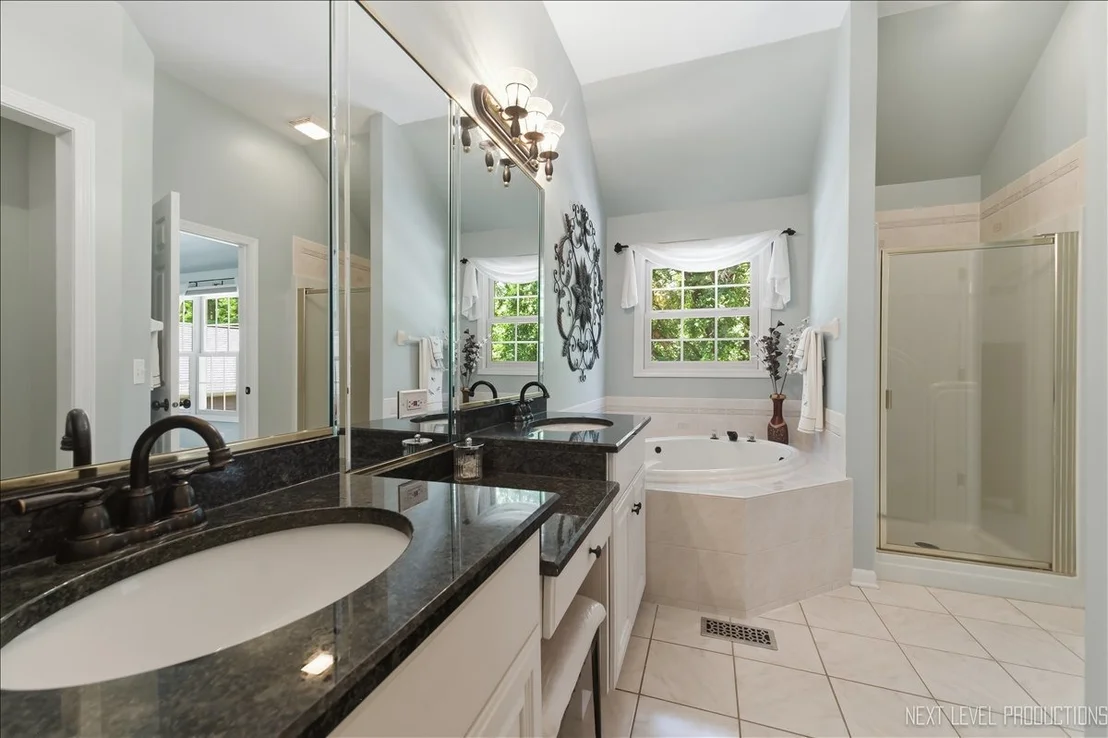 Photo of 990 Pinecrest Drive