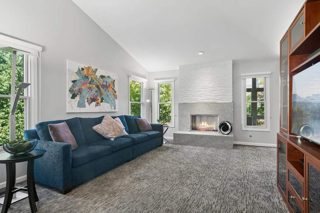 Photo of 467 Thorndale Drive