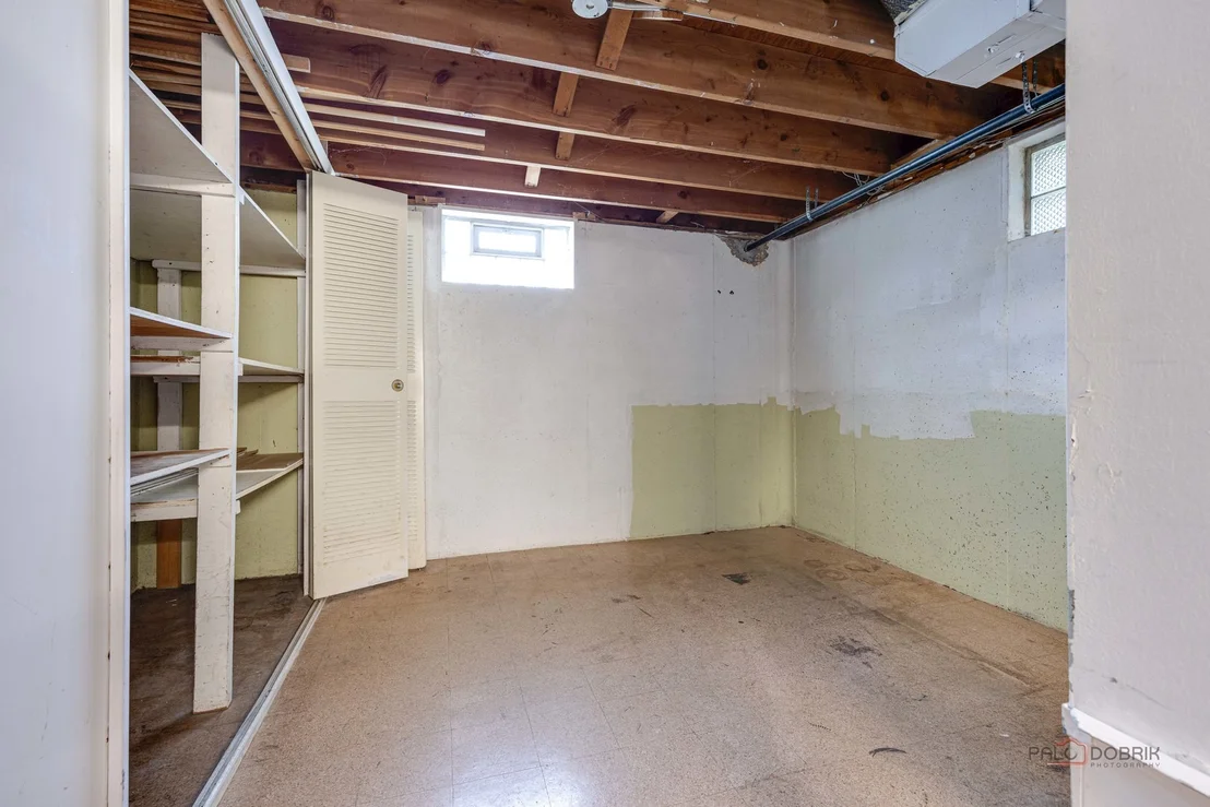 Photo of 700 Elderberry Lane