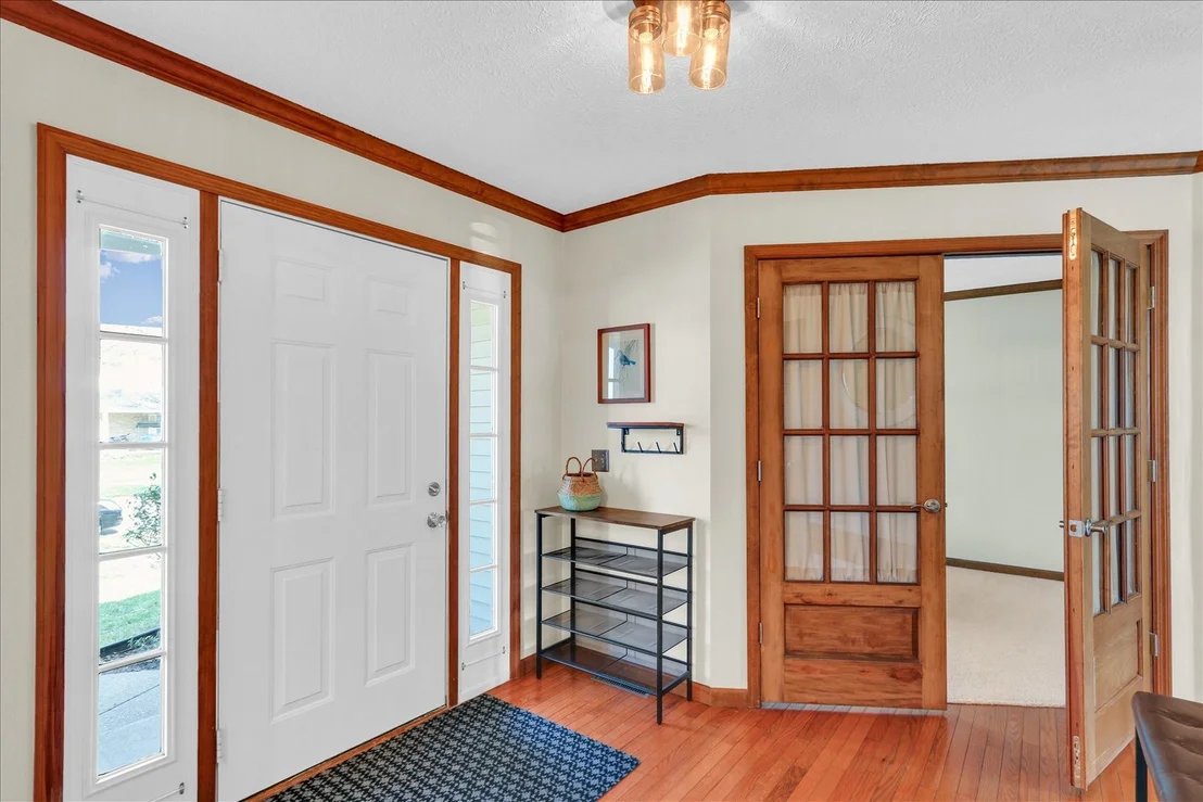 Photo of 2807 Willow Bend Road