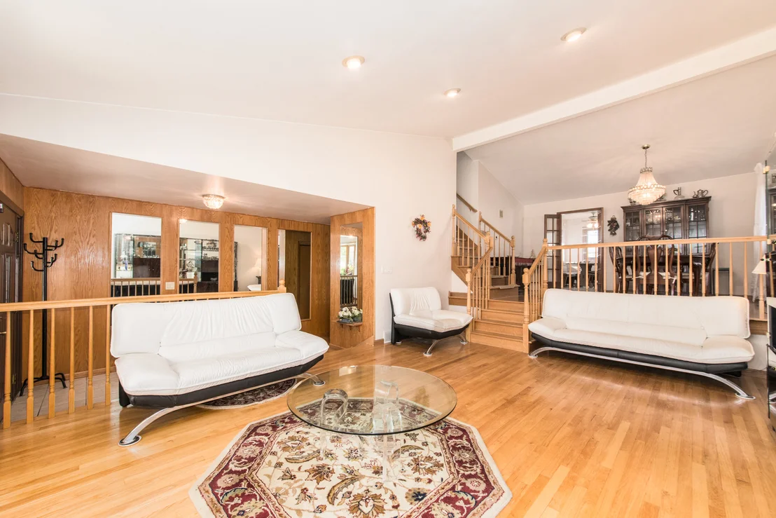 Photo of 8432 W Amelia Drive