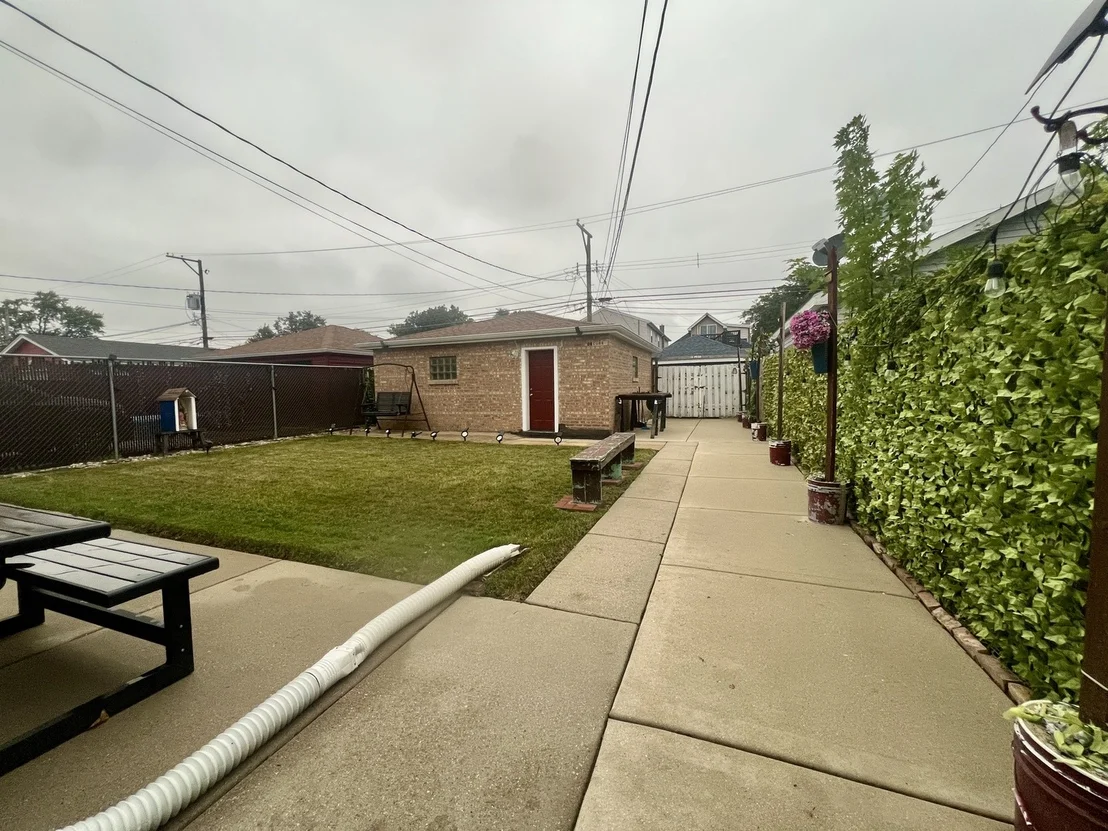 Photo of 3820 W 57th Place