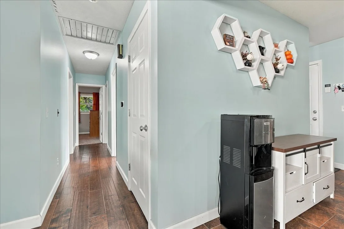 Photo of 1211 Searle Drive