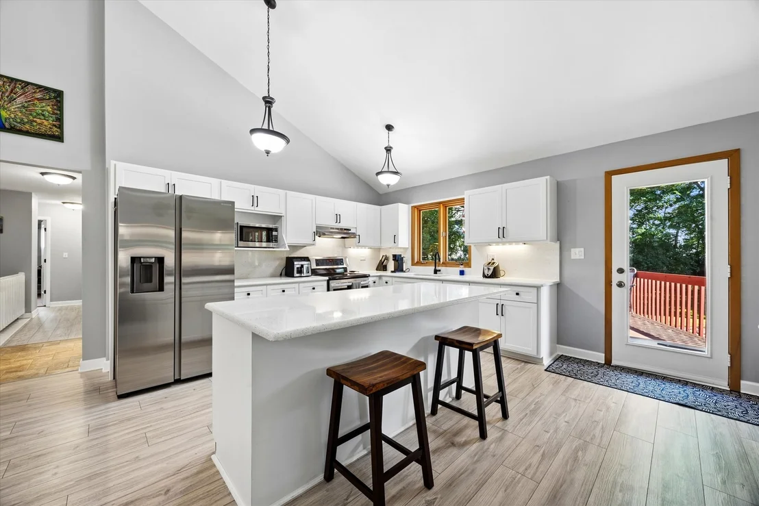 Photo of 1153 Brighton Road