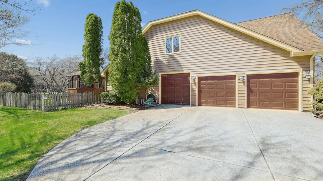 Photo of 1000 Sheringham Drive