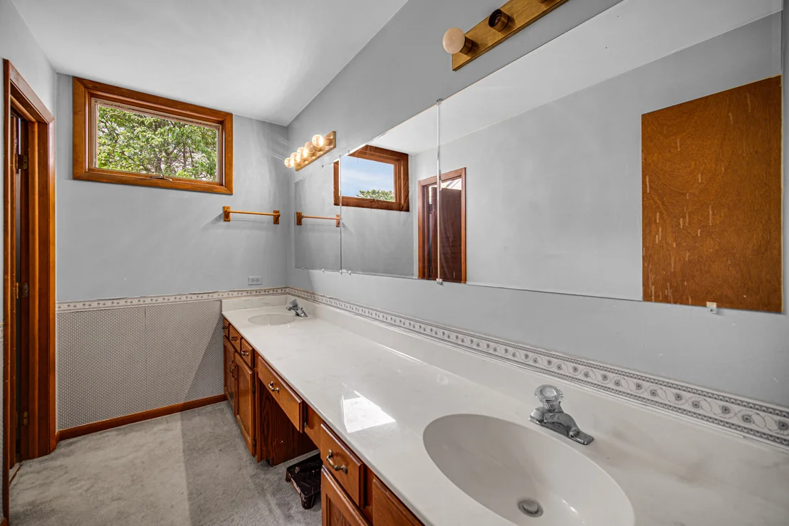 Photo of 2075 Valley Creek Drive