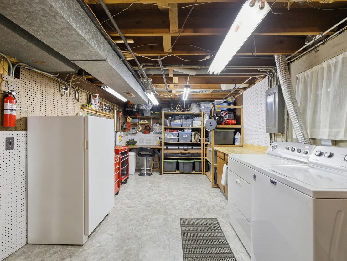 Photo of 237 N Pioneer Drive
